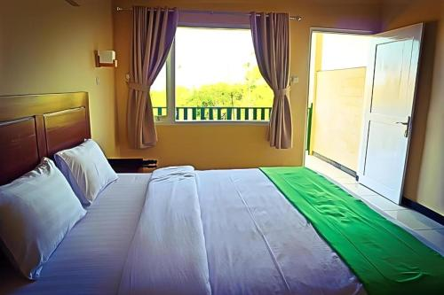 Grand Dafam Signature YIA - Tampilan Luar